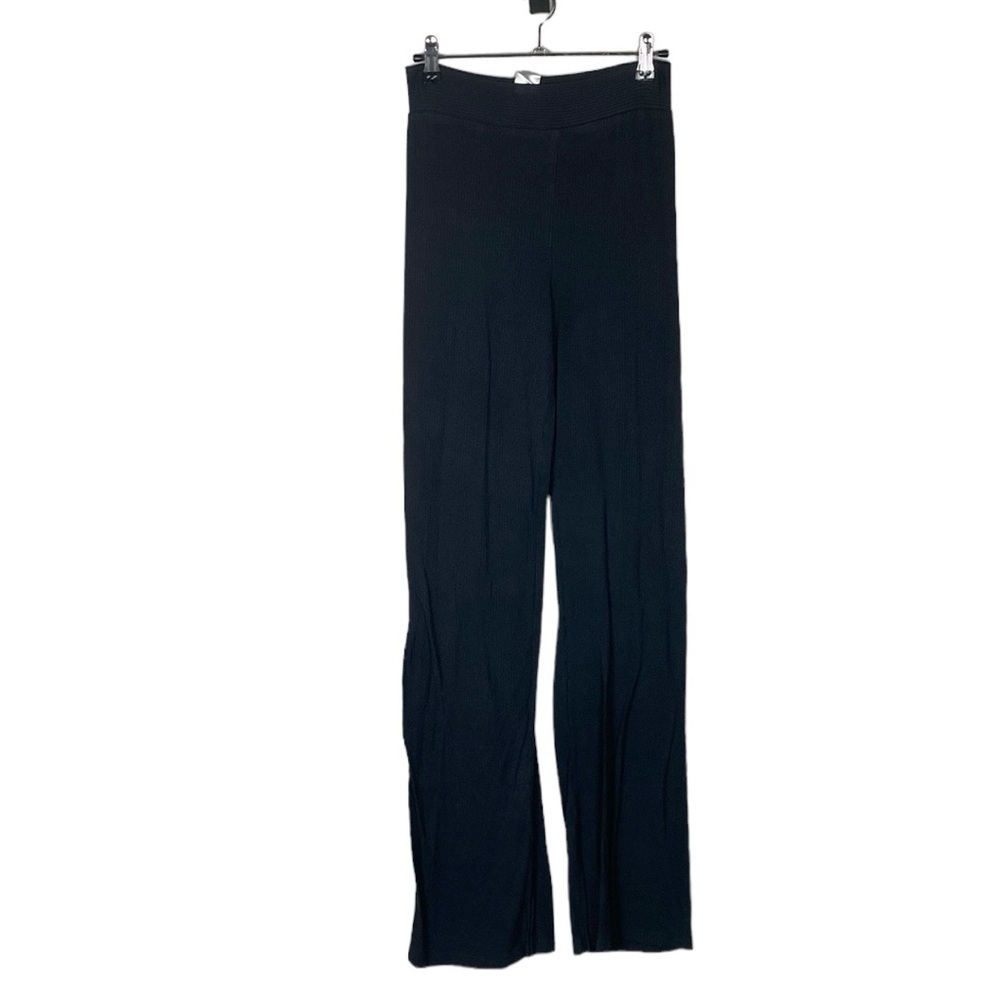 Kittenish ribbed black pants